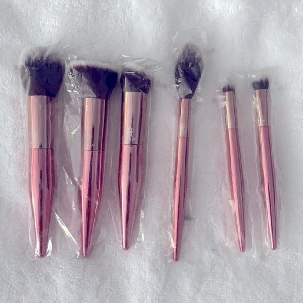 MODA 6 piece make up brushes + metallics Angle Blender M28 new in package